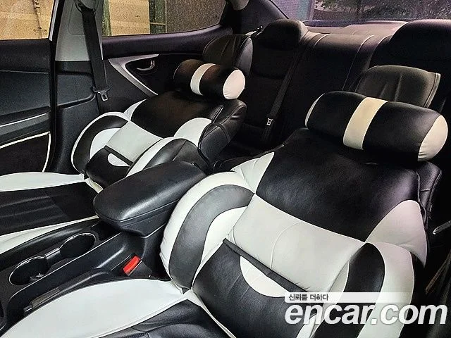 2013 Hyundai 아반떼 MD