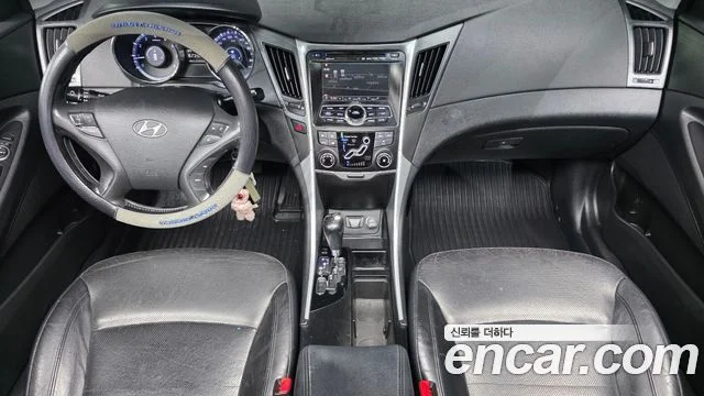 2010 Hyundai YF 쏘나타