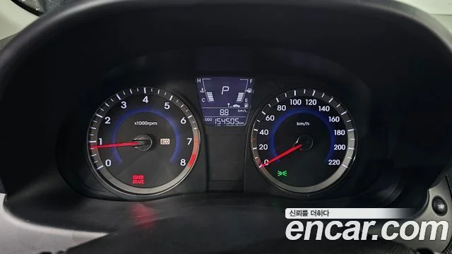 2012 Hyundai 엑센트(신형)