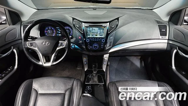 2013 Hyundai i40 살룬