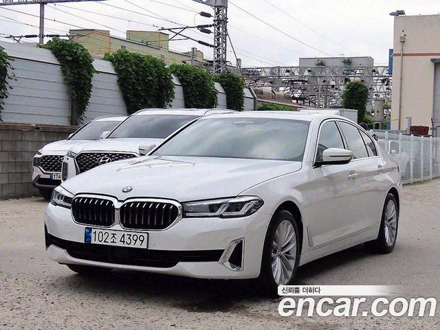 2021 BMW 5 Series (G30)