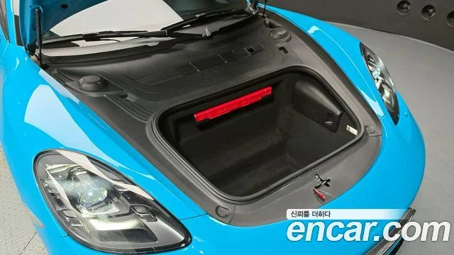 2019 Porsche 718 카이맨