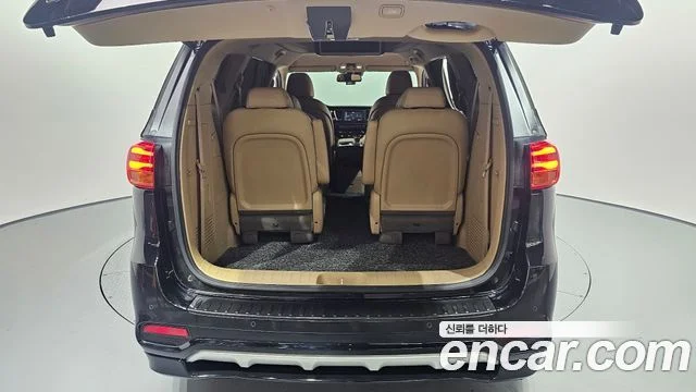 2018 Kia Carnival (New)