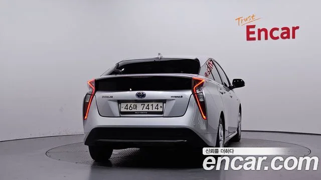 2017 도요타 프리우스 4세대