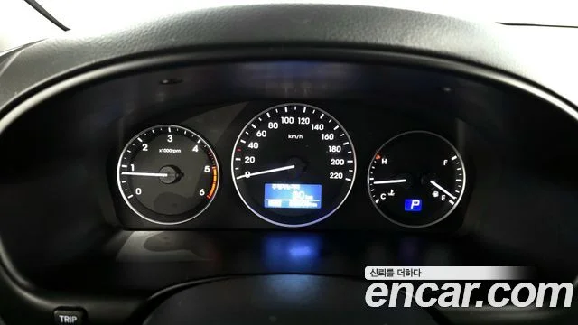 2020 Hyundai Grand Starex (New)