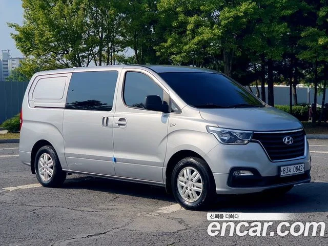 2018 Hyundai Grand Starex (New)