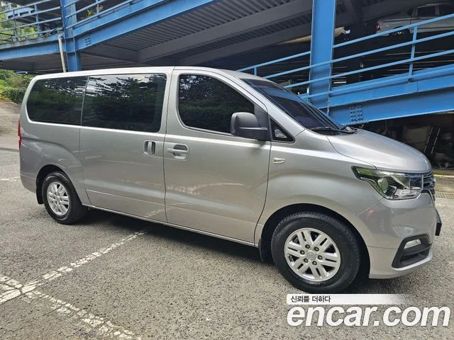 2019 Hyundai Grand Starex (New)