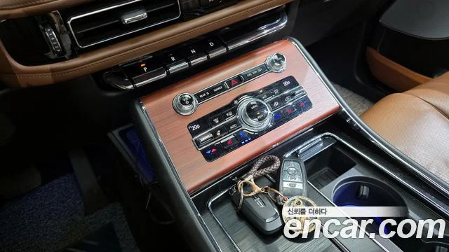 2020 Lincoln 에비에이터 2세대