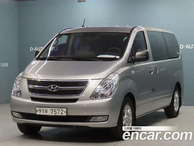 2015 Hyundai Grand Starex