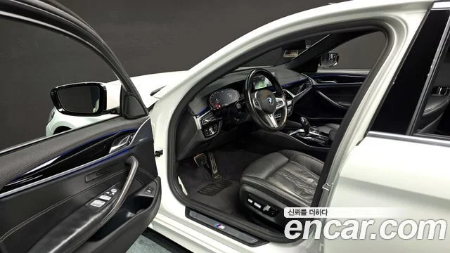 2020 BMW 5 Series (G30)