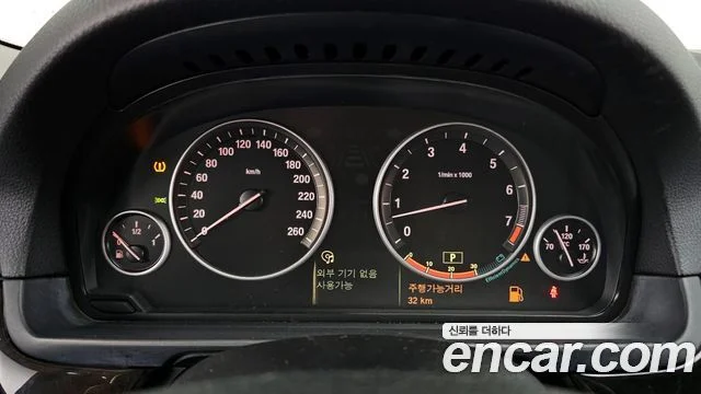 2010 BMW 5 Series (F10)