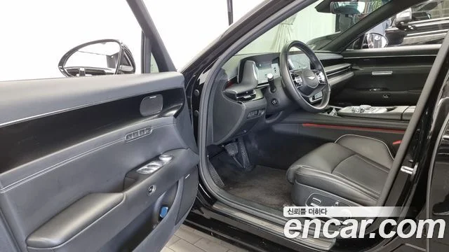 2022 Genesis G90 (RS4)