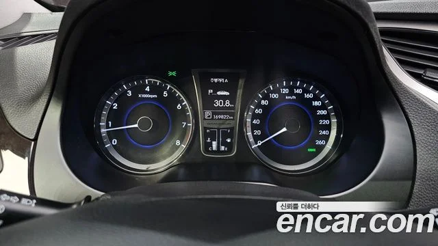 2011 Hyundai Grandeur (HG)