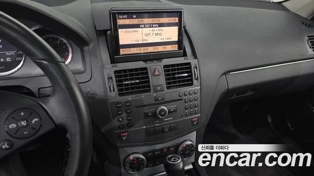 2010 Mercedes-Benz C-클래스 W204