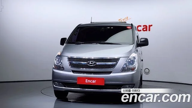 2014 Hyundai Grand Starex