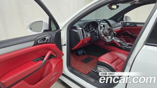 2018 Porsche 뉴 카이엔