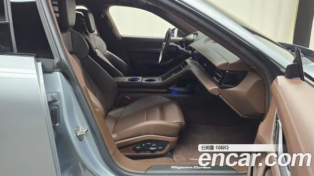 2021 Porsche 타이칸