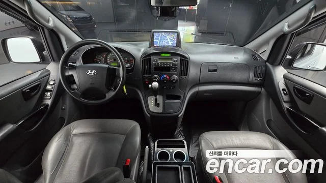 2013 Hyundai Grand Starex