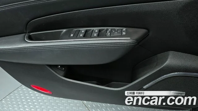 2016 Renault Korea SM6