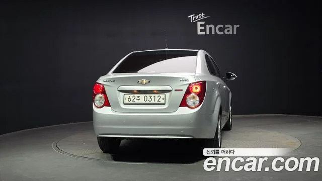 2016 Chevrolet 아베오 세단