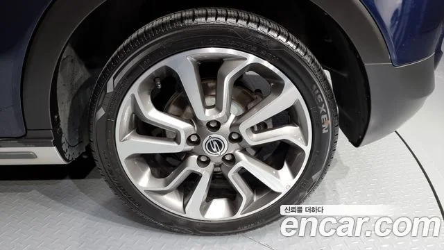 2015 KG Mobility Tivoli