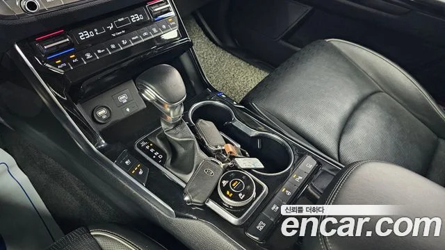 2020 Kia Mohave The Master