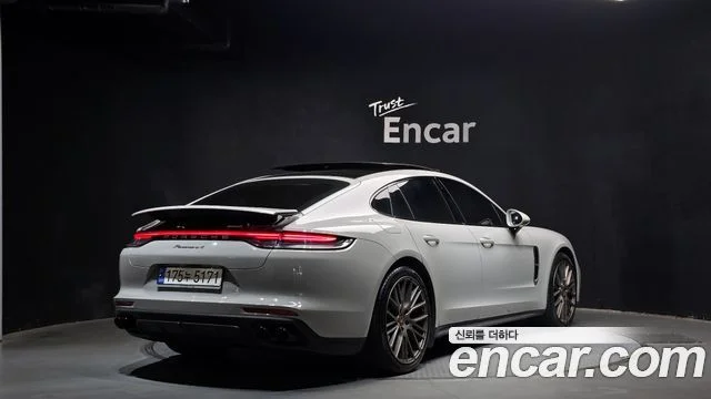 2022 Porsche 파나메라 (971)