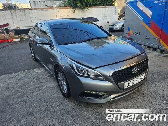2017 Hyundai LF 쏘나타 하이브리드