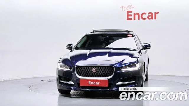 2015 Jaguar XE