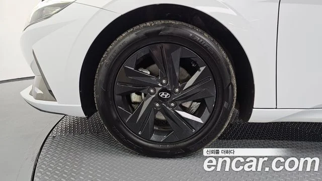 2021 Hyundai 아반떼 하이브리드 (CN7)