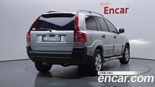 2004 Volvo XC90