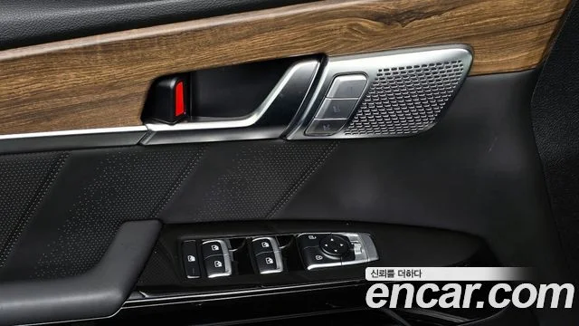 2021 Kia Mohave The Master