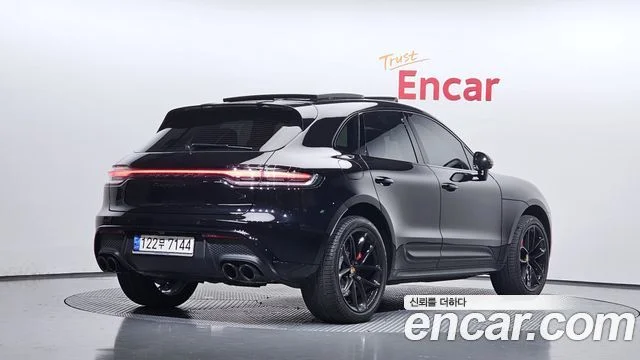 2022 Porsche 마칸