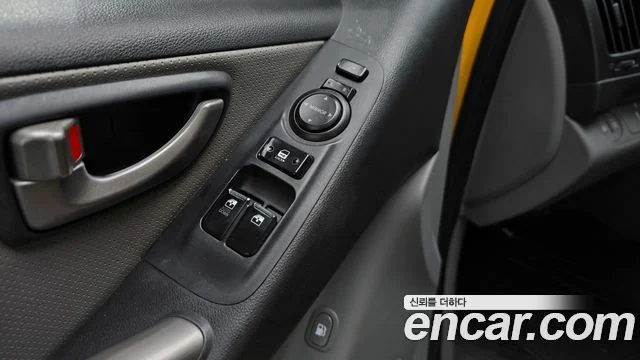 2015 Hyundai Grand Starex