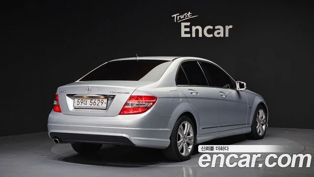 2009 Mercedes-Benz C-클래스 W204