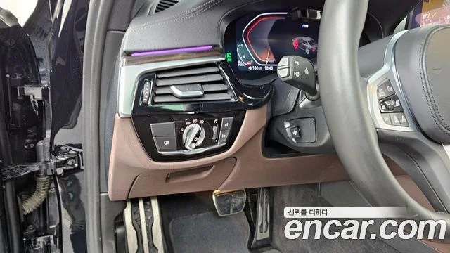 2022 BMW 5 Series (G30)