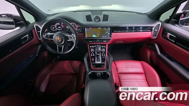 2020 Porsche 카이엔 (PO536)