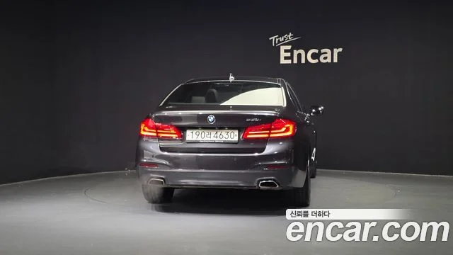 2018 BMW 5 Series (G30)