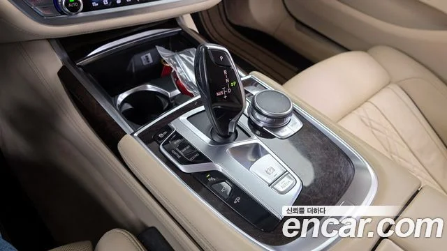 2016 BMW 7 Series (G11)