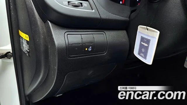 2012 Hyundai 엑센트(신형)