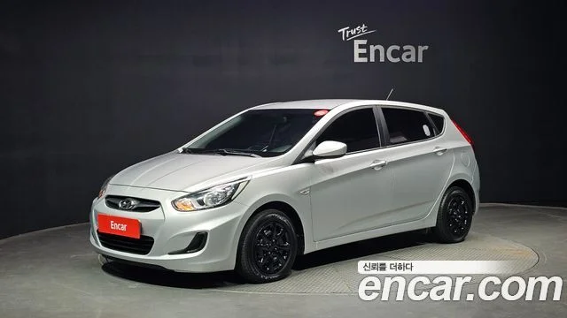 2014 Hyundai 엑센트(신형)