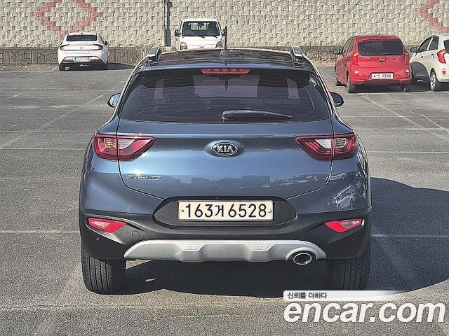 2017 Kia 스토닉