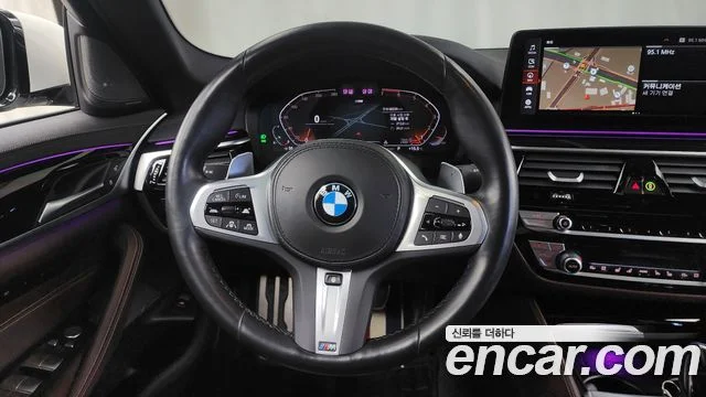 2022 BMW 5 Series (G30)