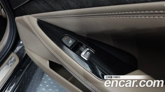 2021 Kia K8 하이브리드