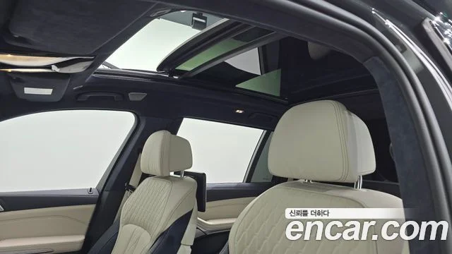 2022 BMW X7 (G07)