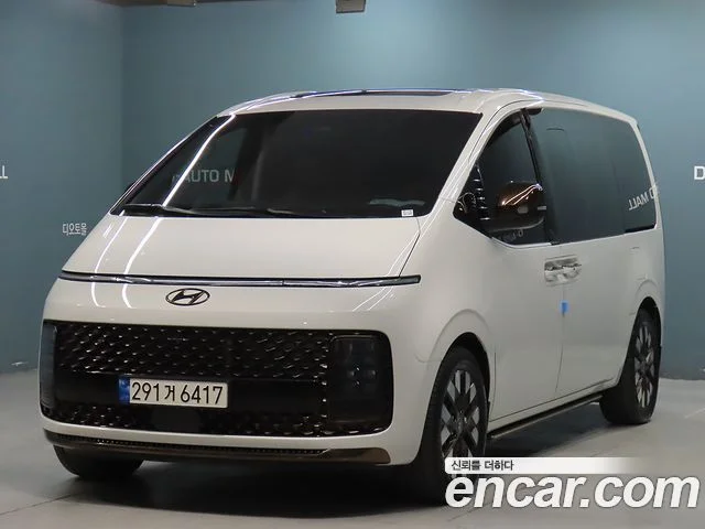2024 Hyundai Staria