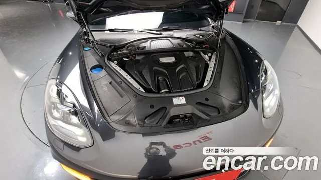 2018 Porsche 파나메라 (971)