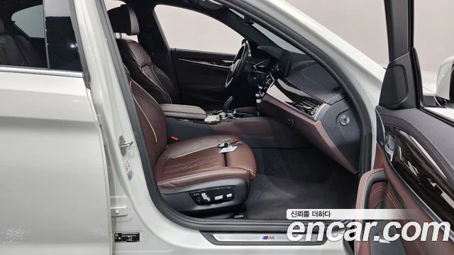 2022 BMW 5 Series (G30)