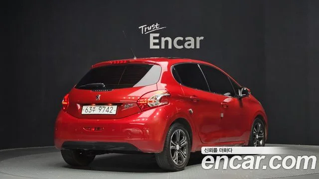 2013 Peugeot 208