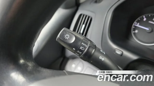 2017 Hyundai Grand Starex